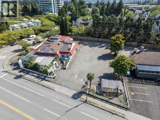 6558 KINGSWAY, Burnaby, British Columbia V5E1C5