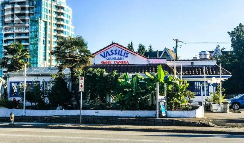 6558 KINGSWAY, Burnaby, British Columbia V5E1C5