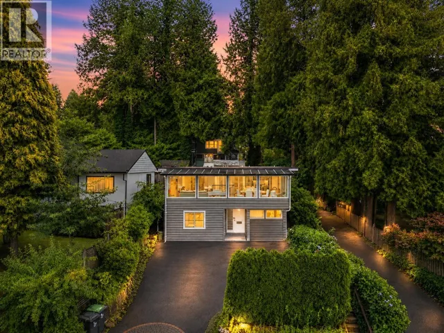 3570 LONSDALE AVENUE, North Vancouver, British Columbia V7N3K4