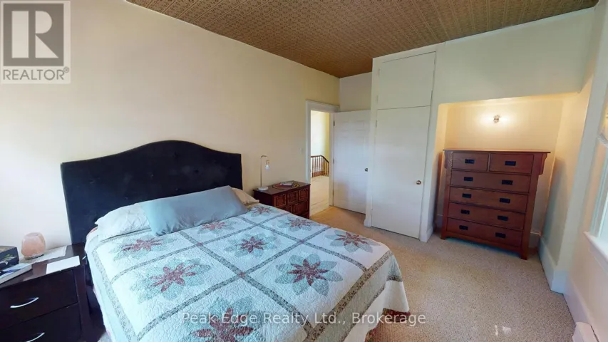 780