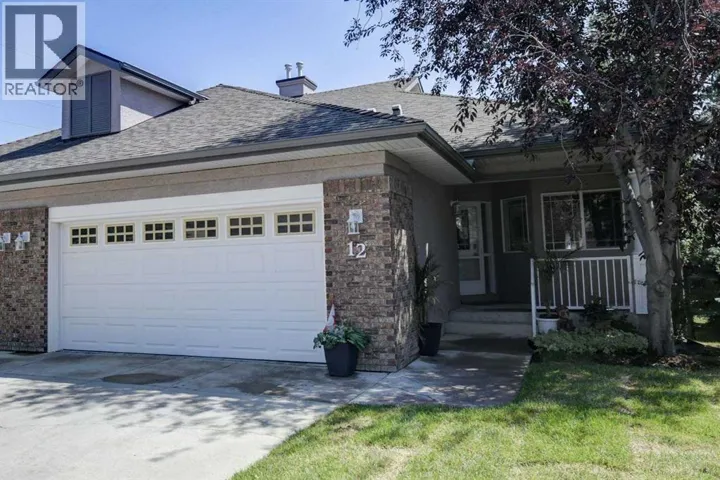 12 Straddock Villas SW, Calgary, Alberta T3H5C7