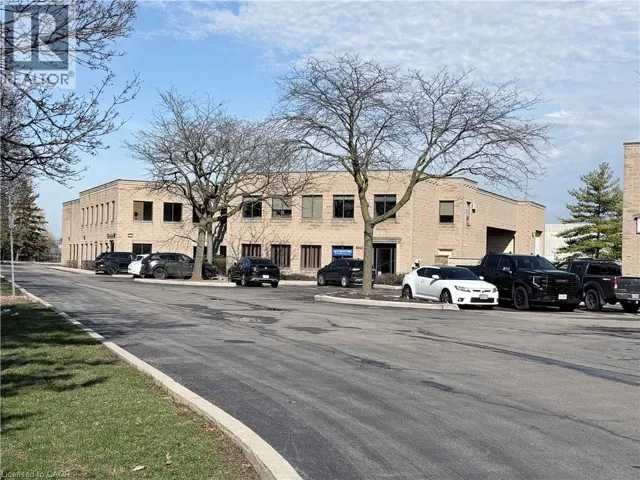 4042 MAINWAY Street Unit# 4, Burlington, Ontario L7M4B9