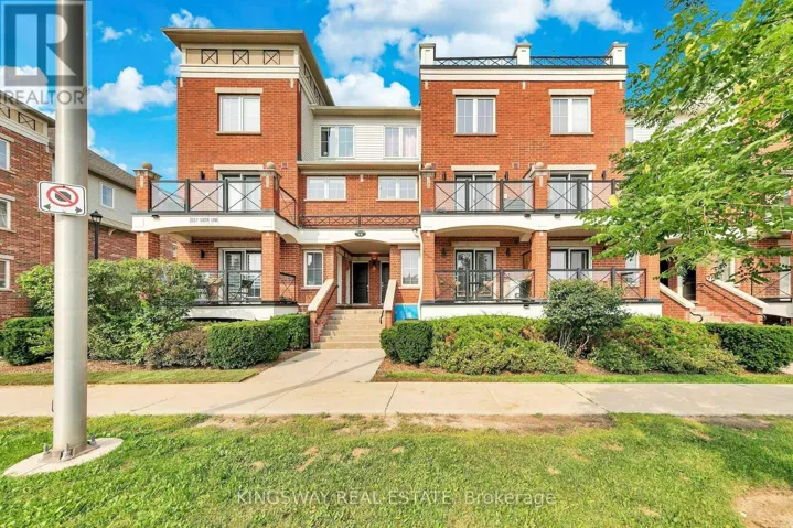 6 - 2557 SIXTH LINE W, Oakville (RO River Oaks), Ontario L6H0H7