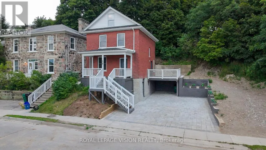 15 SHADE STREET, Cambridge, Ontario N1R4J6
