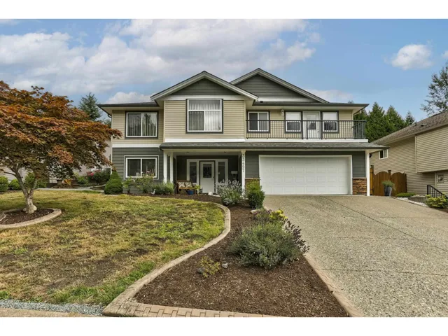 33497 11 AVENUE, Mission, British Columbia V2V6Z5
