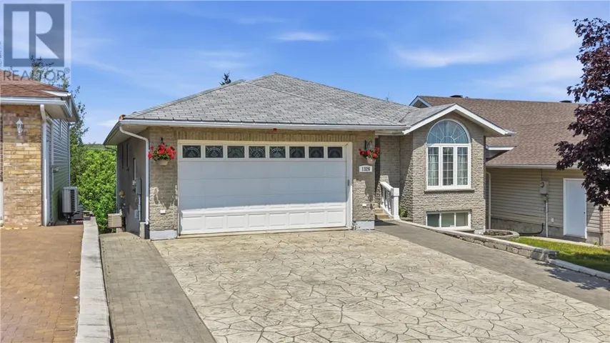 1326 ATTLEE Avenue, Sudbury, Ontario P3A6A4