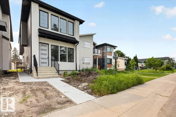 9814 155 ST NW, Edmonton, Alberta T5P2K9