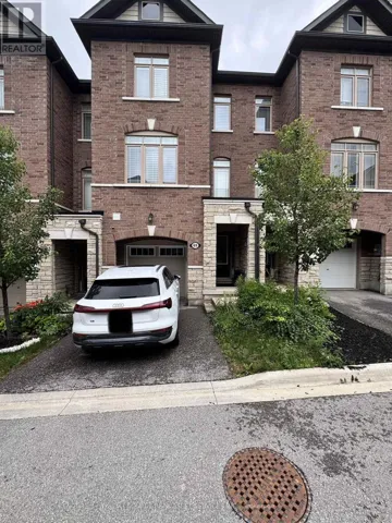 69 GORDON CIRCLE, Newmarket (Gorham-College Manor), Ontario L3Y0C9