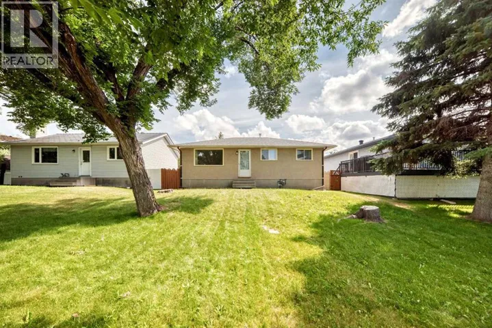 3238 32A Street SE, Calgary, Alberta T2B0J5