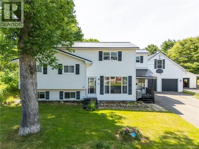 16 Elm Street, St. Stephen, New Brunswick E3L2S3