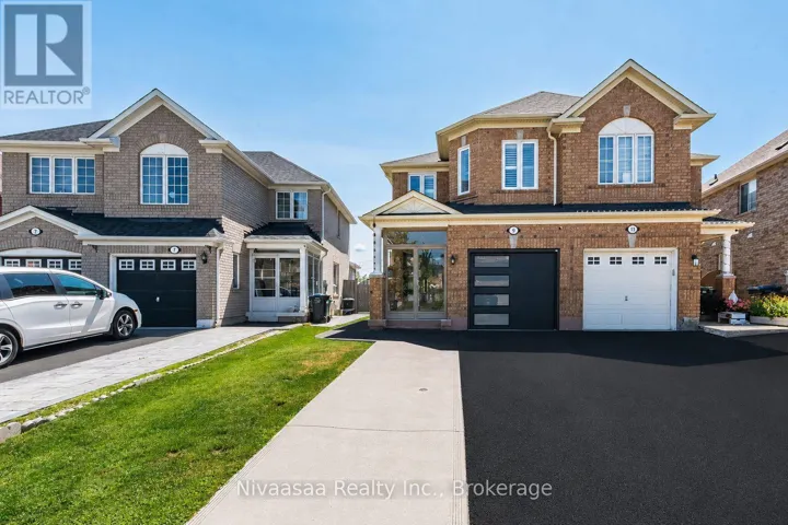 9 PARISIAN ROAD, Brampton (Vales of Castlemore), Ontario L6P2T1