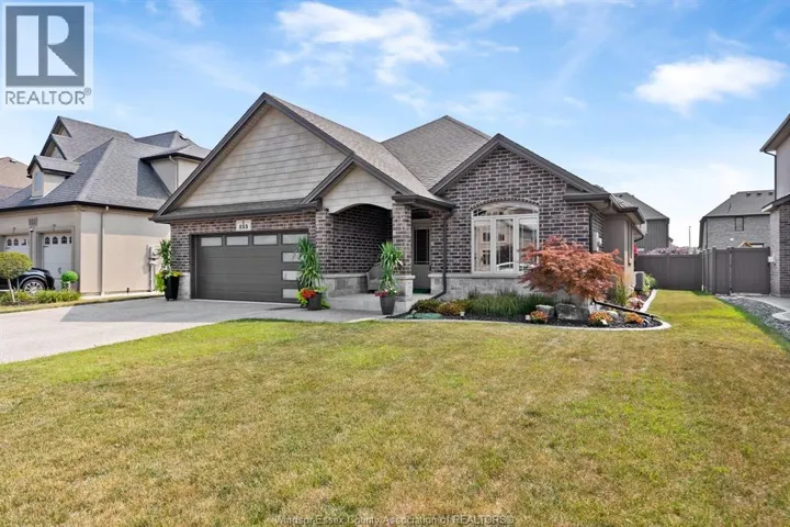 255 MAXWELL CRESCENT, Lakeshore, Ontario N0R1A0