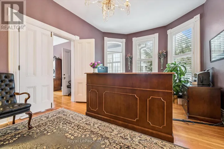 780