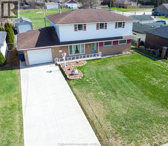 16 ARTHUR DRIVE, Chatham, Ontario N7M3Y4