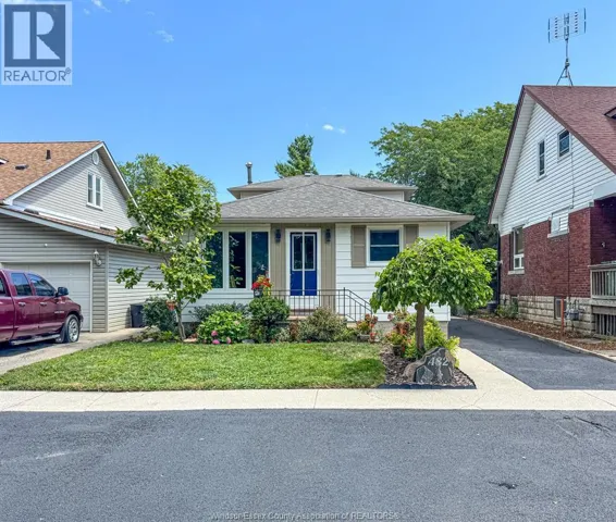 482 JOHN M ST, Windsor, Ontario N8P1C2