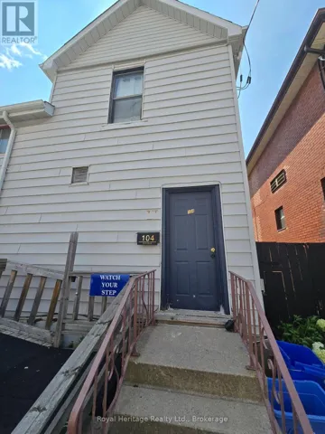 104 CENTRE STREET N, Oshawa (O'Neill), Ontario L1G4B8