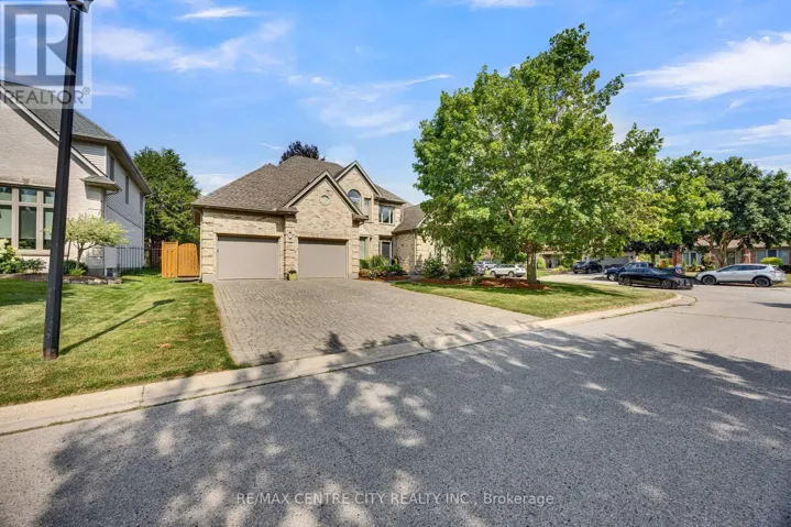 2 HAVENWOOD WAY, London North (North O), Ontario N6H5C2