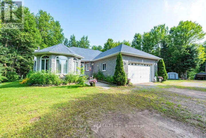 1692 BLACK BAY ROAD, Petawawa, Ontario K8H2W8