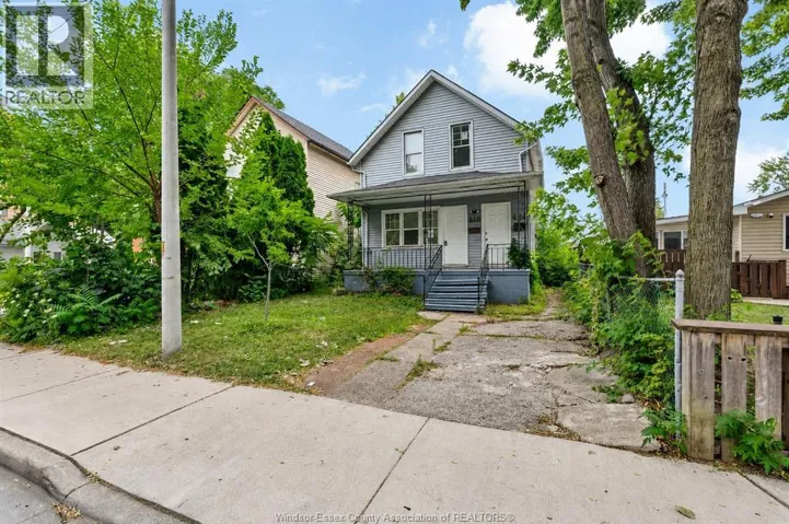 418 CARON AVENUE, Windsor, Ontario N9A5B4
