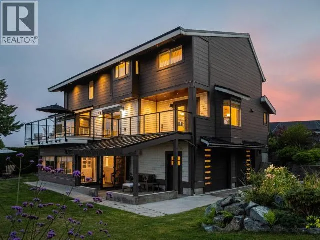 3436 CARIBOO AVE, Powell River, British Columbia V8A5H3