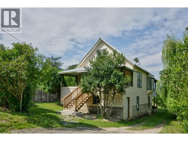 703 Pine Street, Nelson, British Columbia V1L2K3