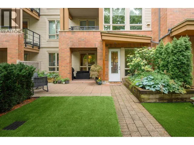 112 2601 WHITELEY COURT, North Vancouver, British Columbia V7J2R7