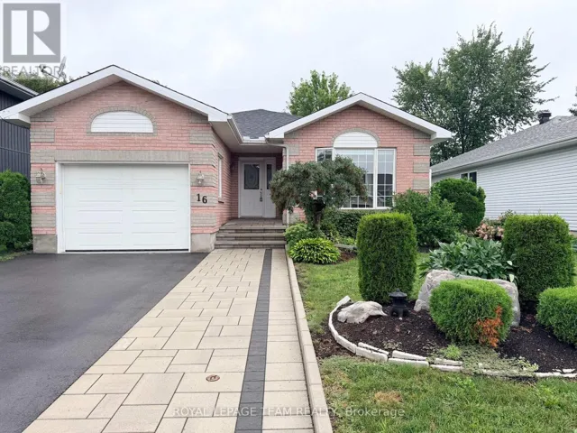 16 FAIRVIEW CRESCENT, Arnprior, Ontario K7S3V7