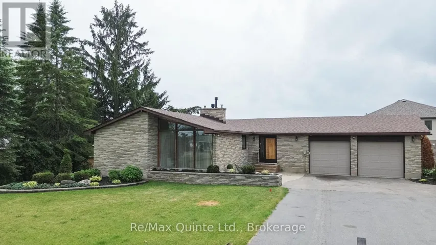 366 FARNHAM ROAD, Belleville (Thurlow Ward), Ontario K8N4Z5