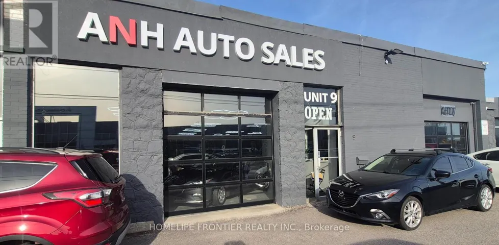 UNIT 9 - 1101 FINCH AVENUE W, Toronto (York University Heights), Ontario M3J2C9