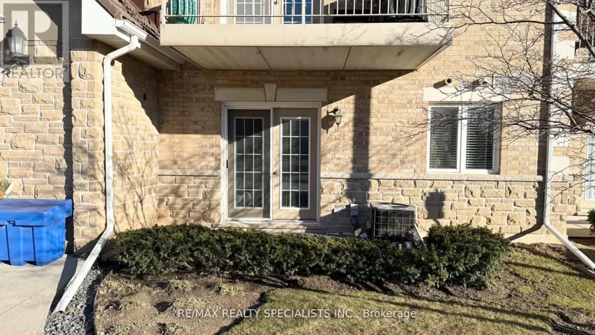 112 - 4016 KILMER DRIVE, Burlington (Tansley), Ontario L7M5A7