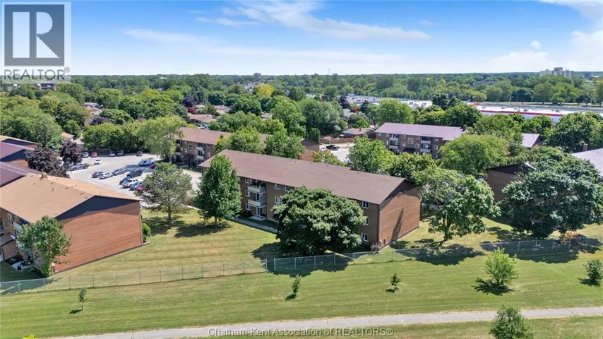63 Baldoon ROAD Unit# 203, Chatham, Ontario N7L1E2