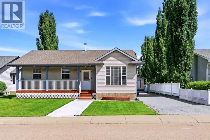 4518 54A Avenue Crescent, Innisfail, Alberta T4G1X8