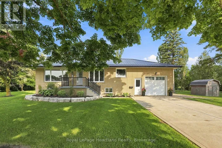 20 QUEEN STREET W, Minto, Ontario N0G1M0