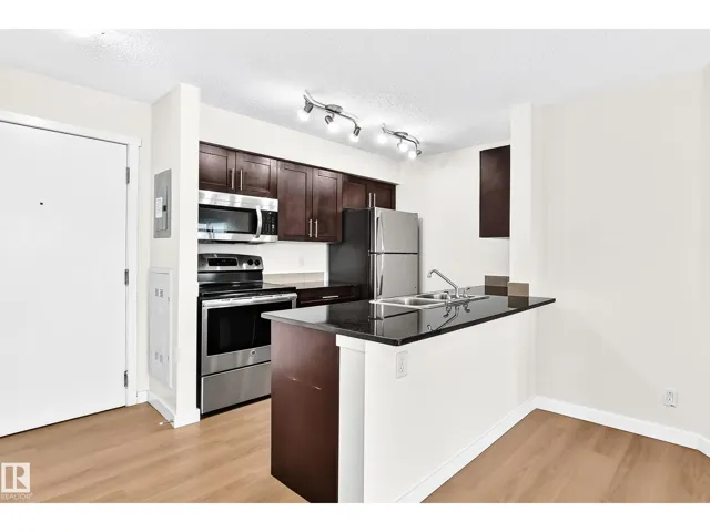 #206 3315 JAMES MOWATT TR SW, Edmonton, Alberta T6W3L6