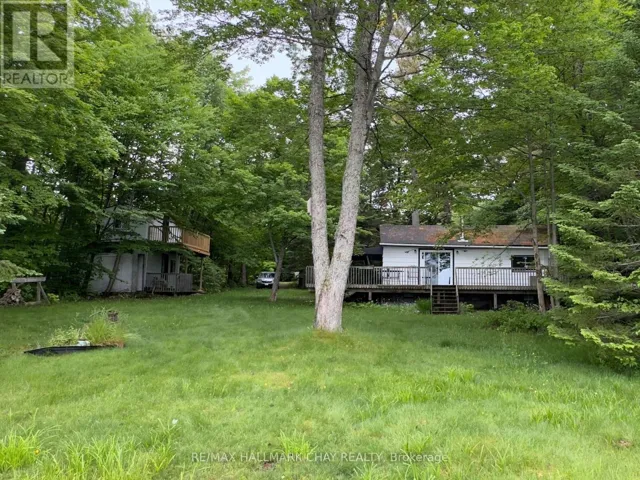 51 BAYSIDE DRIVE, McMurrich/Monteith (Bear Lake), Ontario P0A1Y0