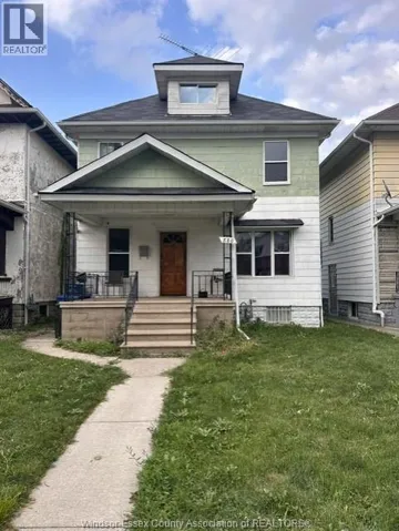 880 MOY AVENUE, Windsor, Ontario N9A2N8