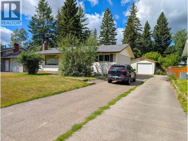 5663 TRENT DRIVE, Prince George, British Columbia V2N2G1