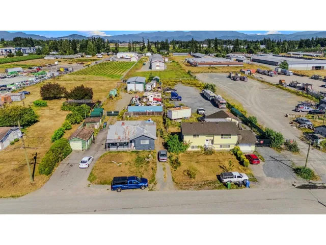 1860 QUEEN STREET, Abbotsford, British Columbia V2T6J1