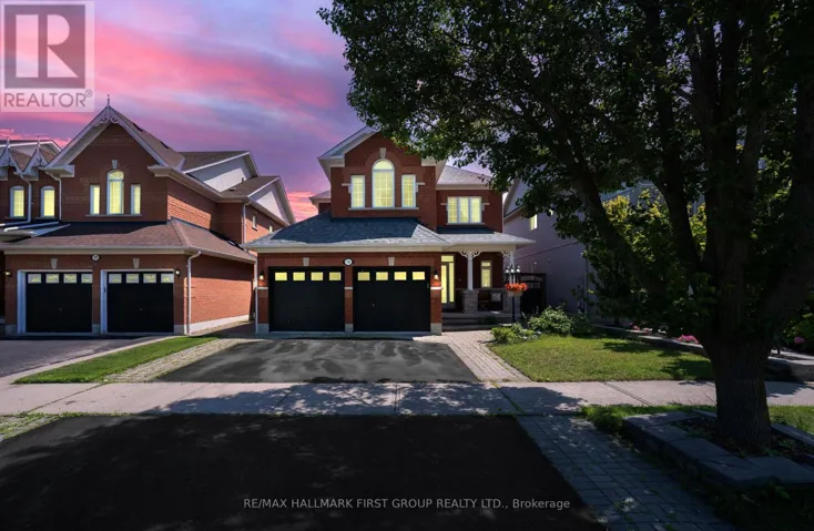 15 HESHAM DRIVE, Whitby (Brooklin), Ontario L1M2J9