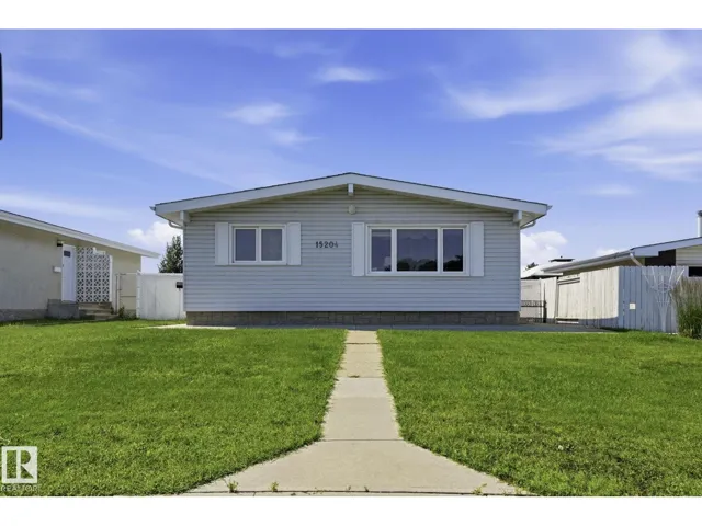 15204 75A ST NW, Edmonton, Alberta T5C1A7