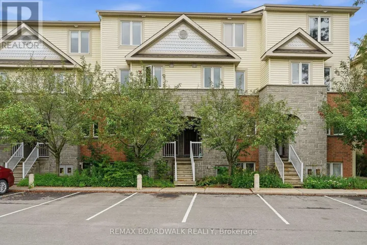 84 - 59 STRATHAVEN PRIVATE, Ottawa, Ontario K1J1K7