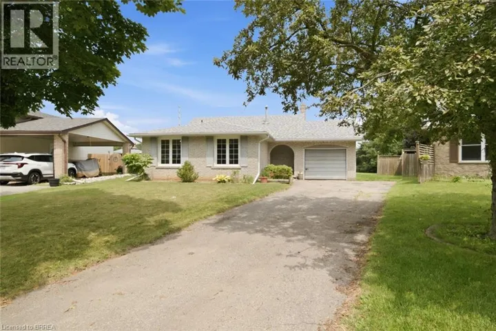7 SIGURD JENSEN Court, Brantford, Ontario N3R6Y8