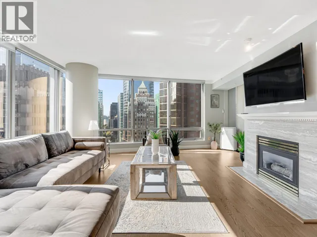 1605 837 W HASTINGS STREET, Vancouver, British Columbia V6C3N7