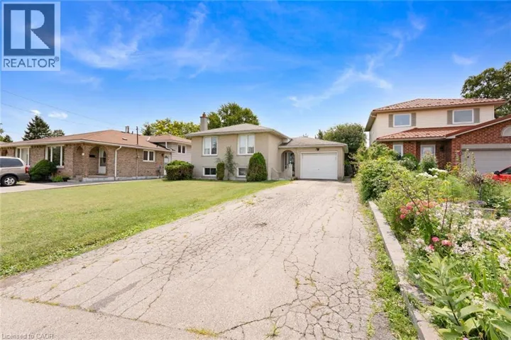 591 MOHAWK Road W, Hamilton, Ontario L8C1X5