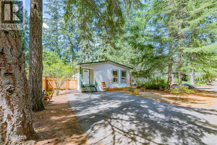 22 1310 Spruston Rd, Nanaimo, British Columbia V9X1R2