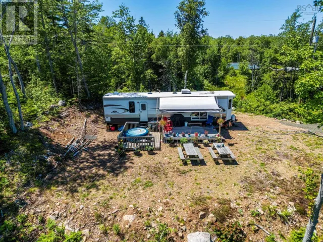 33 Acorn Lane, Lake La Rose, Nova Scotia B0S1A0