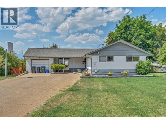 707 Ross Avenue, Penticton, British Columbia V2A3A5