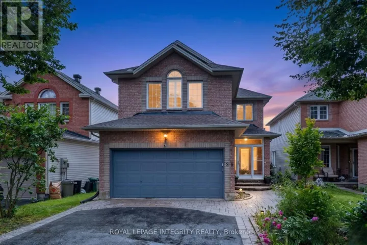 29 NORTOBA CRESCENT, Ottawa, Ontario K2T1G9