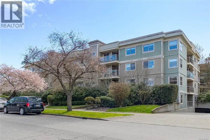 309 1025 Meares St, Victoria, British Columbia V8V3J7