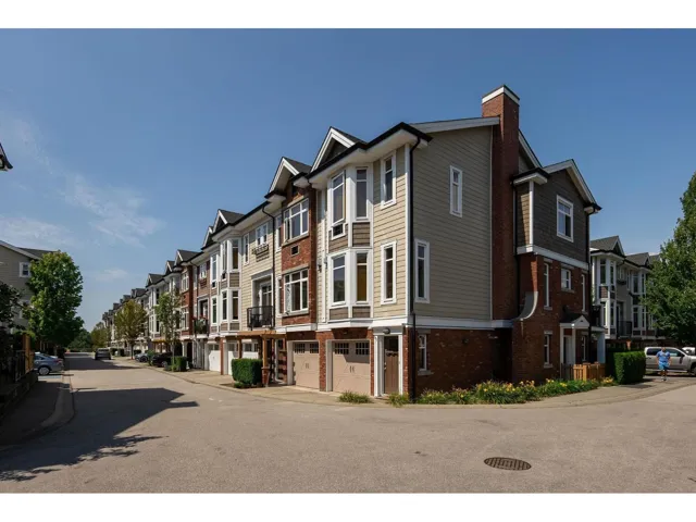 112 20738 84 AVENUE, Langley, British Columbia V2Y0J6